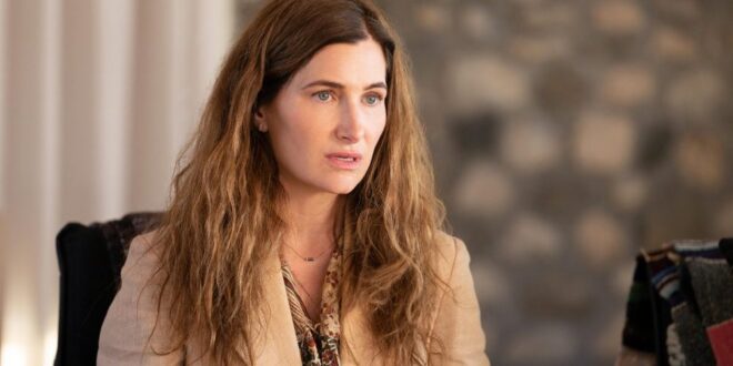 Tiny Beautiful Things Review: Kathryn Hahn as Cheryl Strayed on Hulu