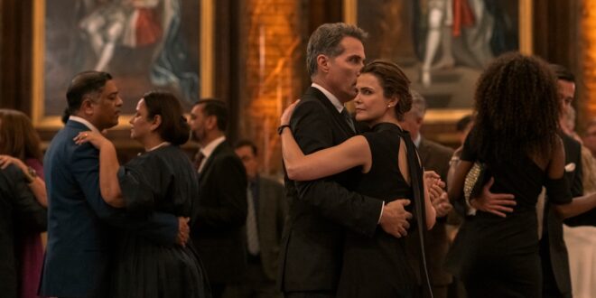 'The Diplomat' Review: Keri Russell, Rufus Sewell Star in Netflix Show