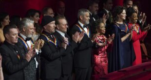 'Kennedy Center Honors' Review: U2, George Clooney, Amy Grant Saluted